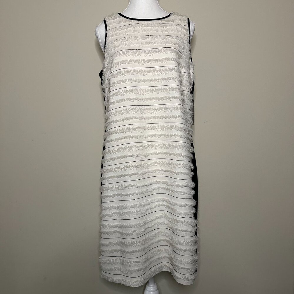 Vince Camuto -  White Textured Stripe Sheath Dress – Size 10
